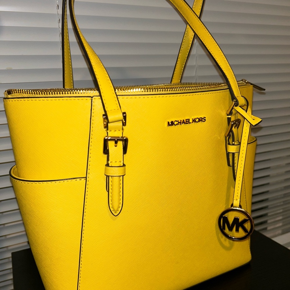 Michael Kors Tote
